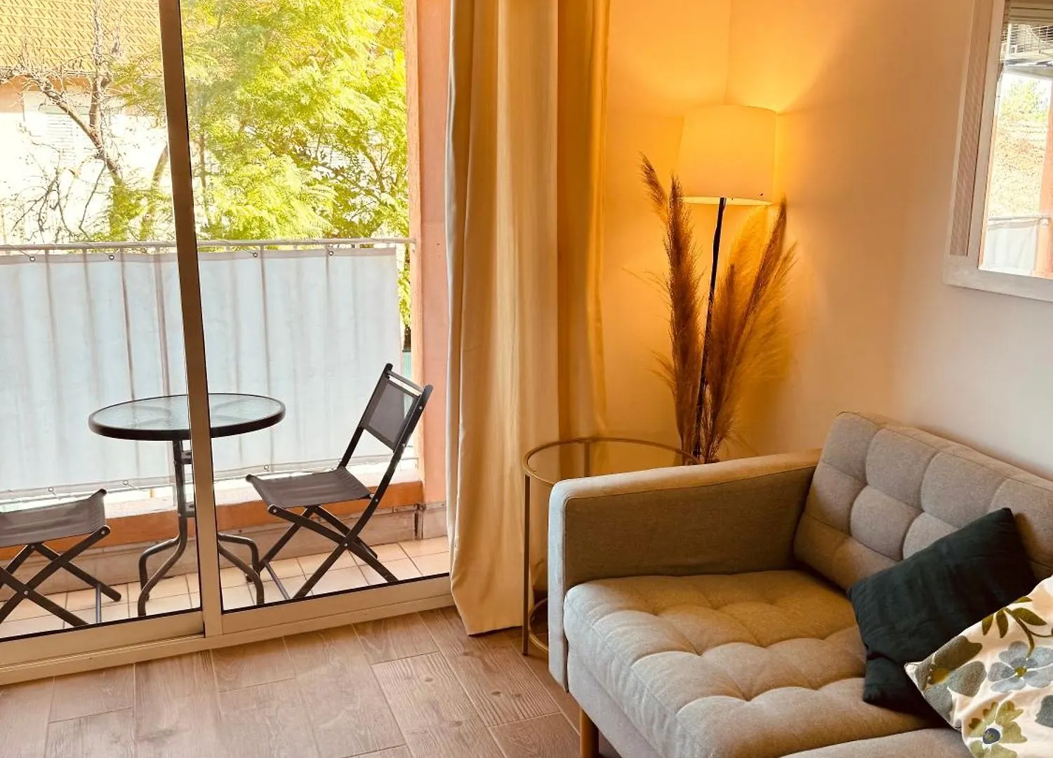 Claelle Appartment - 200M Beach Mandelieu-la-Napoule 0*,  France